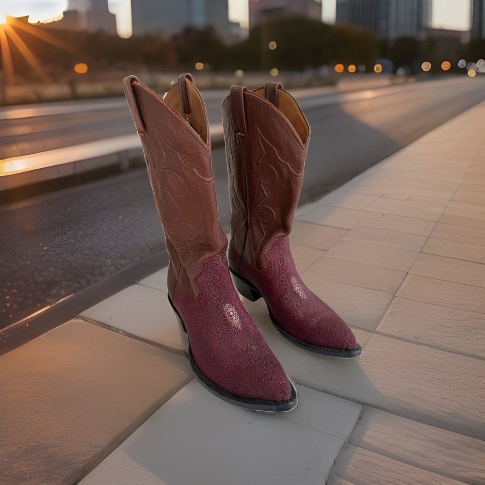 VTG Cowtown Boots Size 10.5 Burgundy, Brown Stingray Exotic Leather Cowboy Brown
